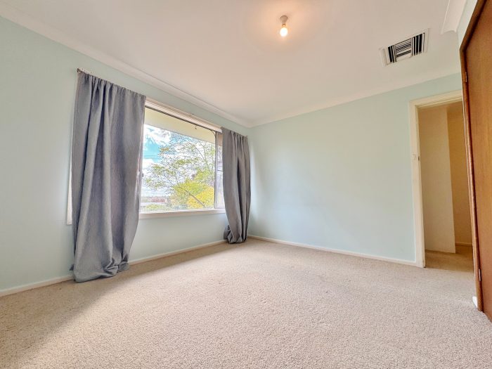 6 Watson St, Young NSW 2594, Australia