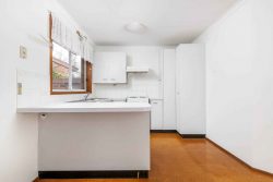 Unit 9/32 Were St, Cottage Grove, Calwell ACT 2905, Australia
