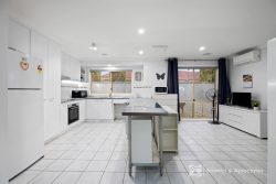 9 Donelan Ct, West Wodonga VIC 3690, Australia