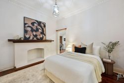 8 Ryrie Ave, Como WA 6152, Australia