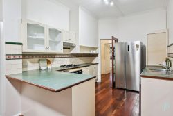 8 Ryrie Ave, Como WA 6152, Australia