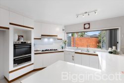 116 Waverley Rd, Chadstone VIC 3148, Australia