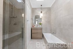 116 Waverley Rd, Chadstone VIC 3148, Australia