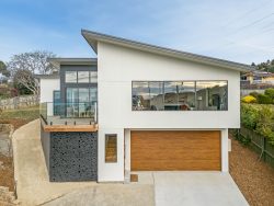 5A Gould Cres, Rosetta TAS 7010, Australia