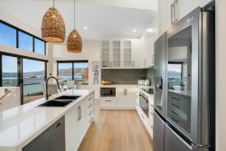 5A Gould Cres, Rosetta TAS 7010, Australia