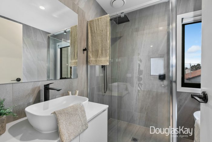 17 A Hutchinson St, Albion VIC 3020, Australia