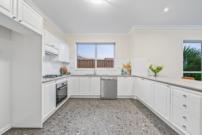 8A Karu Ct, Keilor Downs VIC 3038, Australia