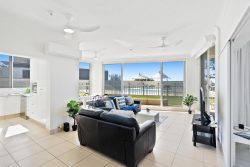 Unit 1A/3545 Main Beach Parade, Main Beach QLD 4217, Australia