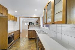 131 Hillside Rd, Avoca Beach NSW 2251, Australia