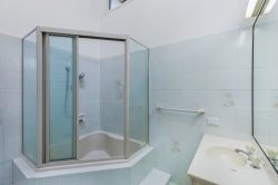131 Hillside Rd, Avoca Beach NSW 2251, Australia