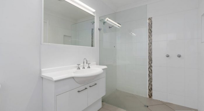 88 Avon Ave, Banksia Beach QLD 4507, Australia