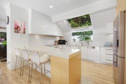 36 Bauer St, Southport QLD 4215, Australia