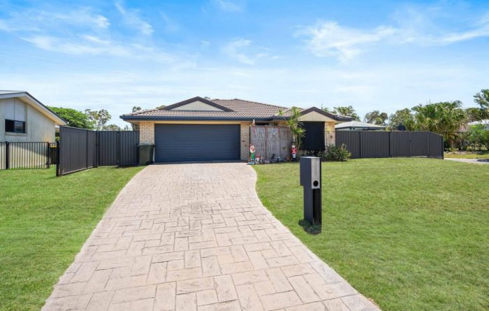 2 Jubata Ct, Burrum Heads QLD 4659, Australia