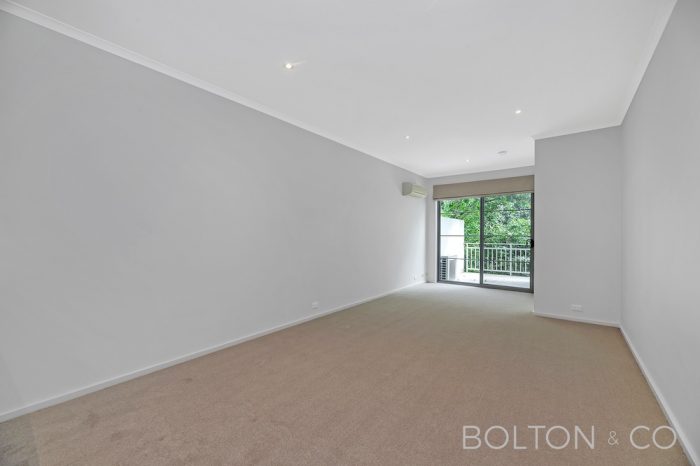 Unit 11/7 Coolac Pl Braddon ACT 2612, Australia