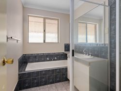 6 Borromei Mews, Somerville WA 6430, Australia