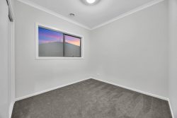 12 Merapi Grove, Truganina VIC 3029, Australia