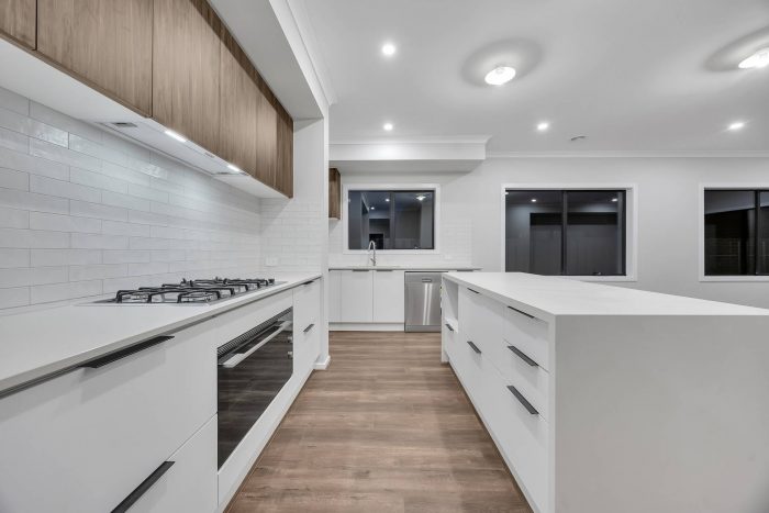 12 Merapi Grove, Truganina VIC 3029, Australia