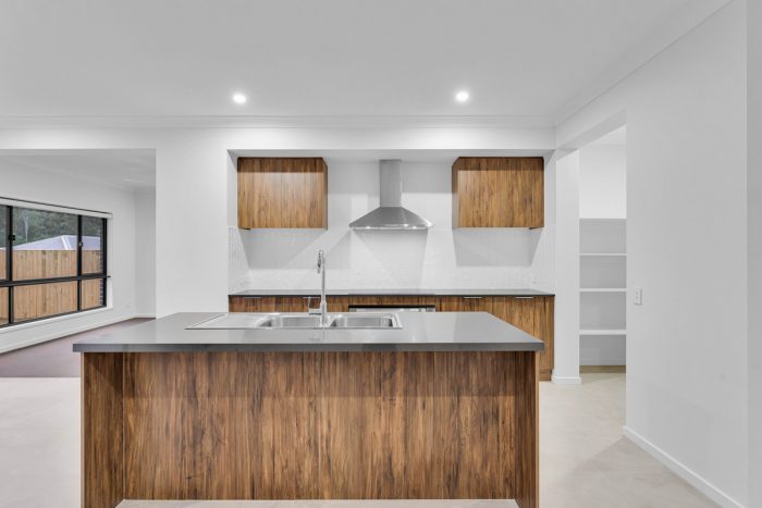 3 Denali St, White Rock QLD 4306, Australia
