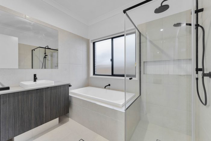 3 Denali St, White Rock QLD 4306, Australia