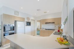 14 Broome St, Fletcher NSW 2287, Australia