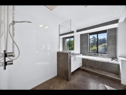 12 Cartland Ct, Bedfordale WA 6112, Australia