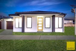 111 Centurion Ave, Tarneit VIC 3029, Australia