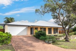 4 Chamberlain Pl, Augusta WA 6290, Australia