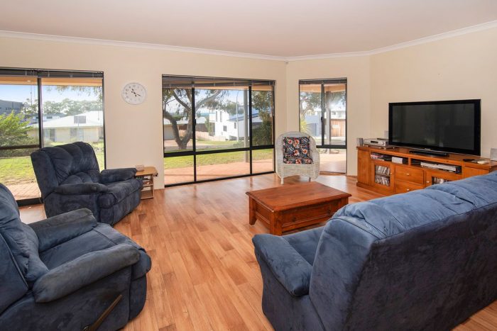 4 Chamberlain Pl, Augusta WA 6290, Australia