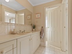 23 Corn St, Old Reynella SA 5161, Australia