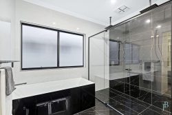 55 Cygnus Parade, Waterford WA 6152, Australia