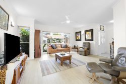 Unit 5/1 Advocate Pl, Banora Point NSW 2486, Australia