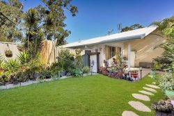 Unit 12/425 Terrigal Dr, Erina NSW 2250, Australia