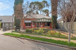 7 Evans St, Woodville South SA 5011, Australia