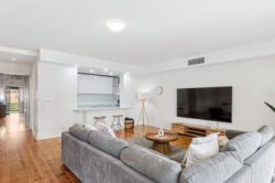 7 Evans St, Woodville South SA 5011, Australia