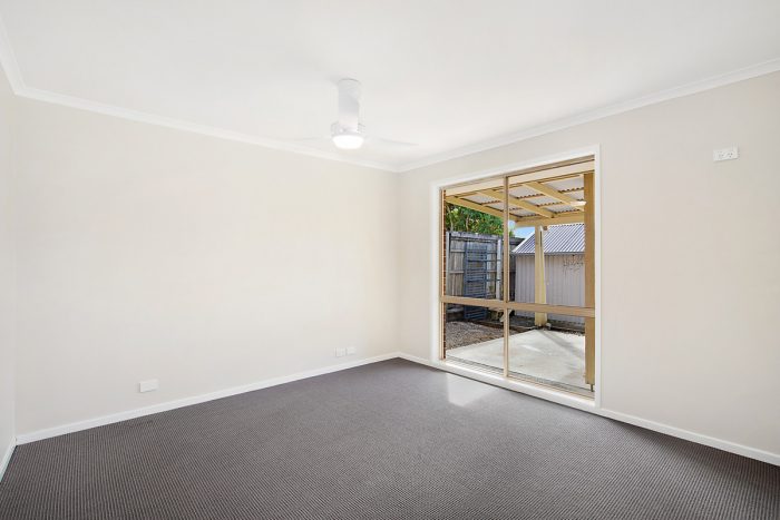 5 Forestgum Grove, Regents Park QLD 4118, Australia
