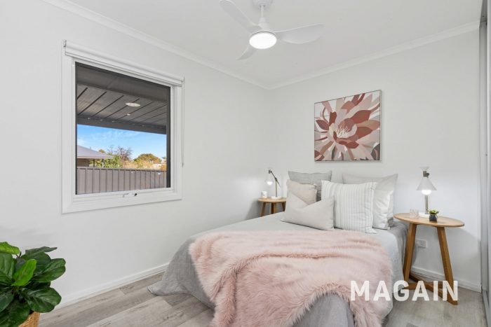 12 David Cres, Christie Downs SA 5164, Australia