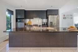 66 Makybe Diva Dr, Ooralea QLD 4740, Australia