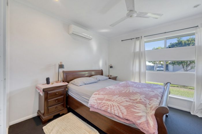 66 Makybe Diva Dr, Ooralea QLD 4740, Australia