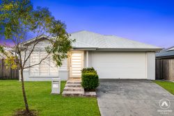 52 Hedge Ln, Greenbank QLD 4124, Australia