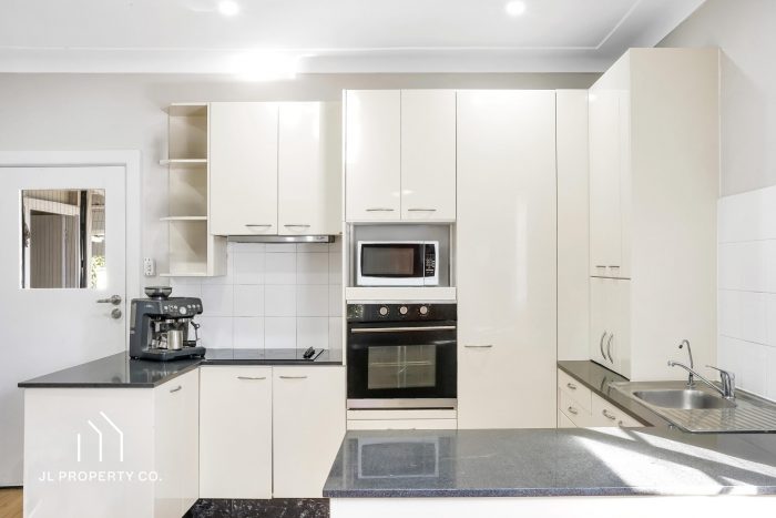 42 Hobart Ave, Umina Beach NSW 2257, Australia