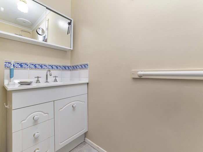 Unit 1/13 Carmell Dr, Warrnambool VIC 3280, Australia