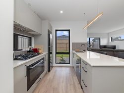 17 Hood St, Dennington VIC 3280, Australia