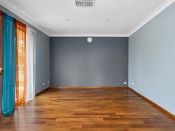 Unit 1/5 Horsfield Pl, Victory Heights WA 6432, Australia