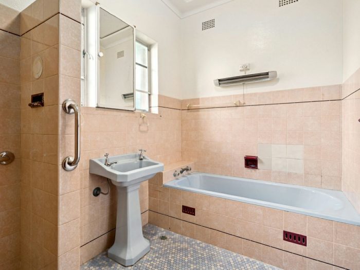 9 Rosebridge Ave, Castle Cove NSW 2069, Australia