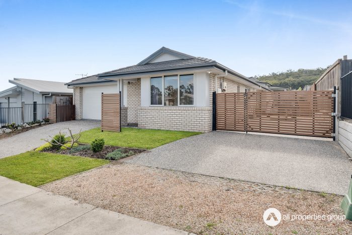 66 Hyde Dr, Yarrabilba QLD 4207, Australia
