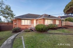 14 Kallay St, Croydon VIC 3136, Australia