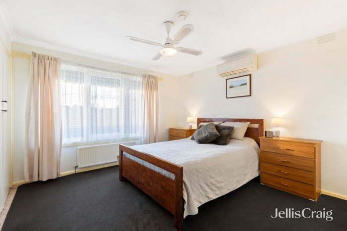 14 Kallay St, Croydon VIC 3136, Australia