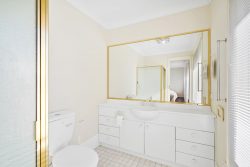 11 Lowe Pl, Kariong NSW 2250, Australia