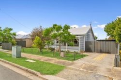 10 Kelmscott St, Rosewater SA 5013, Australia