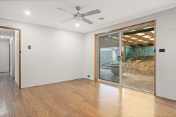 136 Knoke Ave, Gordon ACT 2906, Australia